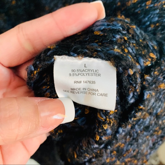 Romeo & Juliet Couture Space Dye Long Line Funnel-Neck Poncho Sweater EUC Sz L - Picture 7 of 10